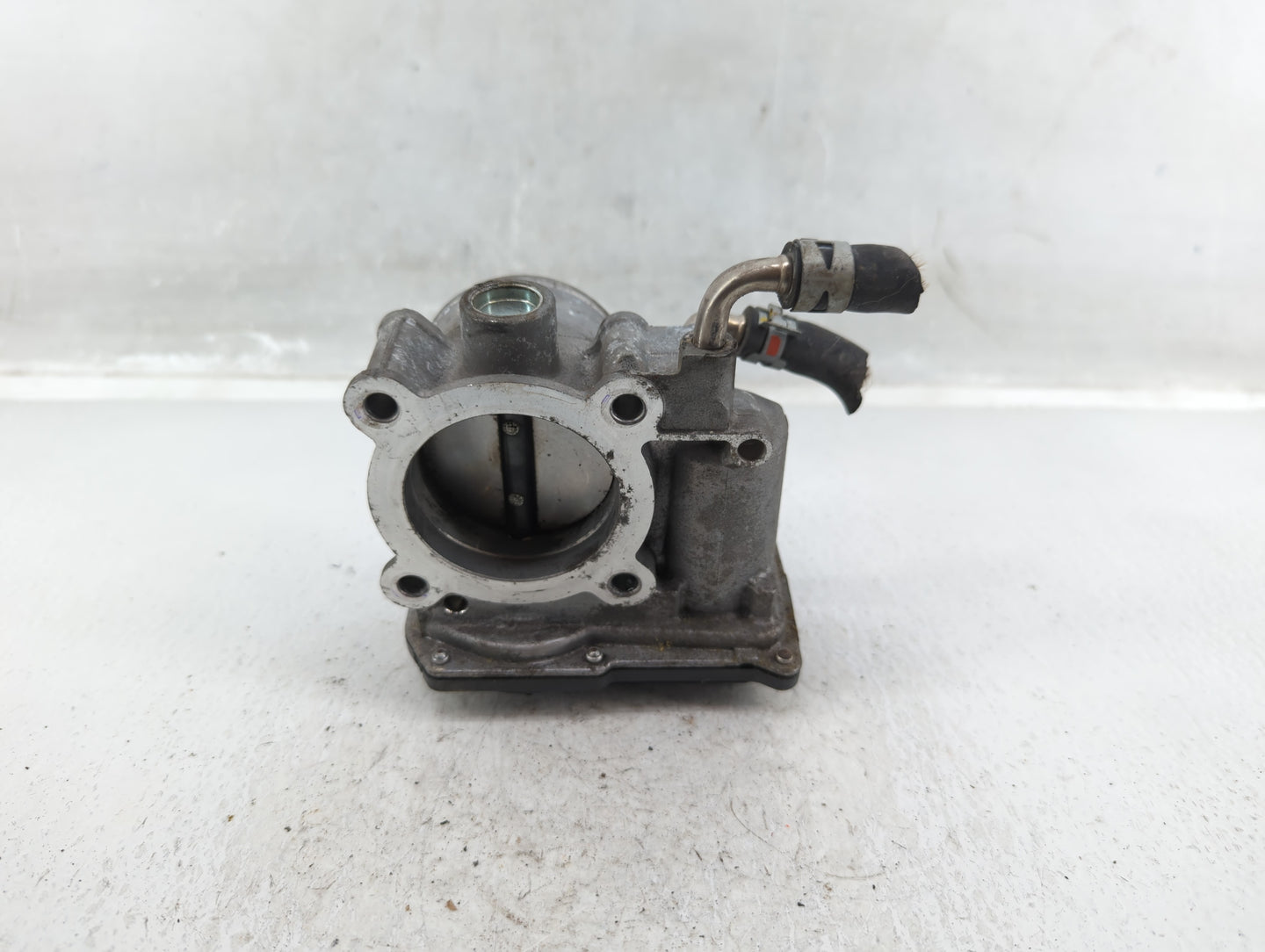 2018-2022 Toyota C-Hr Throttle Body P/N:22030-37040 Fits Fits 2013 2014 2018 2019 2020 2021 2022 OEM Used Auto Parts - Oemus