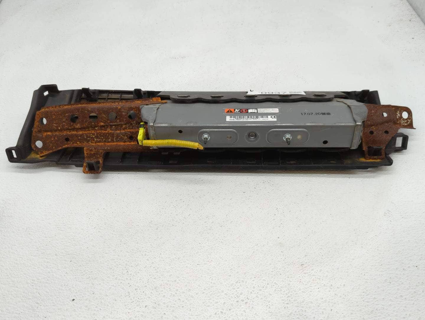 2018-2022 Toyota C-Hr Air Bag Passenger Right Knee OEM P/N:TG13D04001 4B0R37817M4K Fits Fits 2018 2019 2020 2021 2022 OEM Us