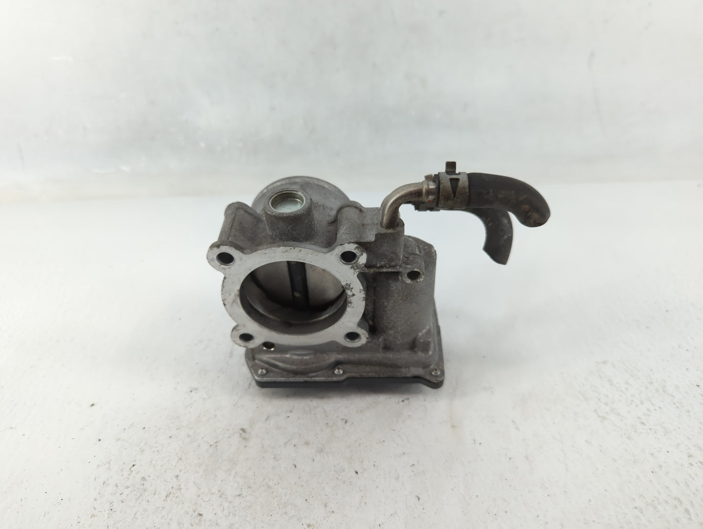 2018-2022 Toyota C-Hr Throttle Body P/N:22030-37040 Fits Fits 2013 2014 2018 2019 2020 2021 2022 OEM Used Auto Parts - Oemus