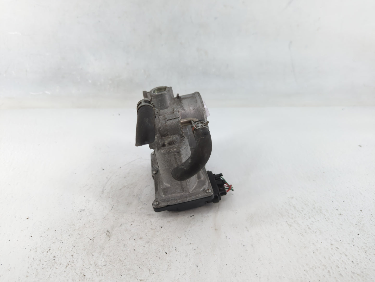 2018-2022 Toyota C-Hr Throttle Body P/N:22030-37040 Fits Fits 2013 2014 2018 2019 2020 2021 2022 OEM Used Auto Parts - Oemus