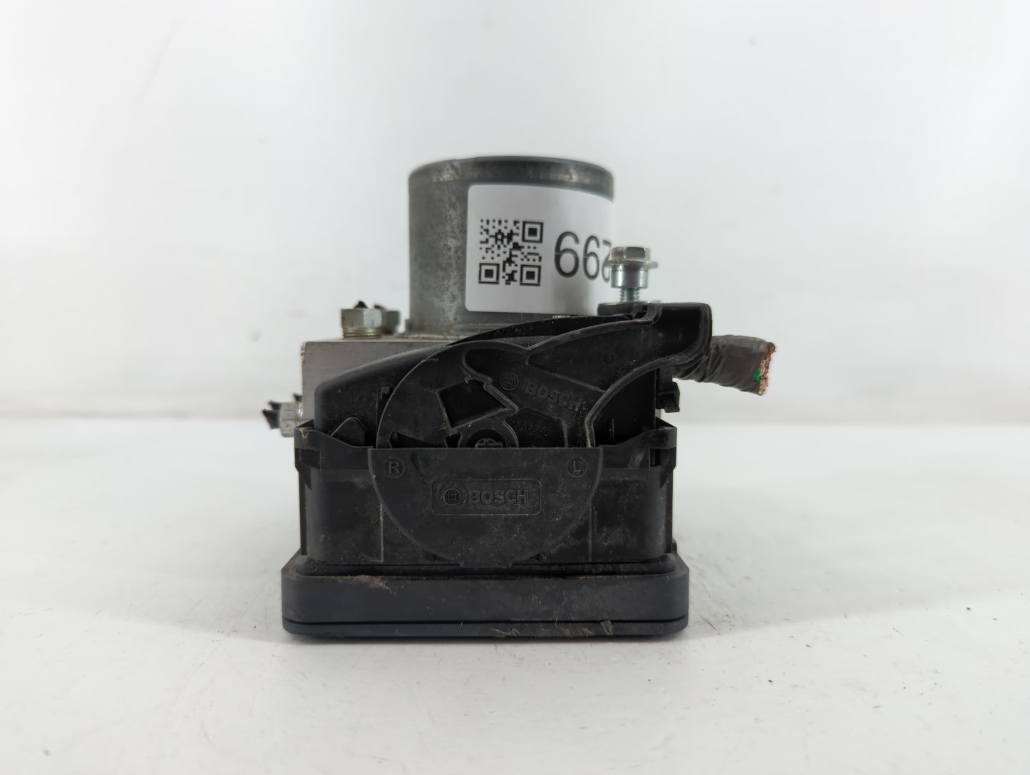 2018 Toyota C-Hr ABS Pump Control Module Replacement P/N:44540-F4030 Fits OEM Used Auto Parts - Oemusedautoparts1.com