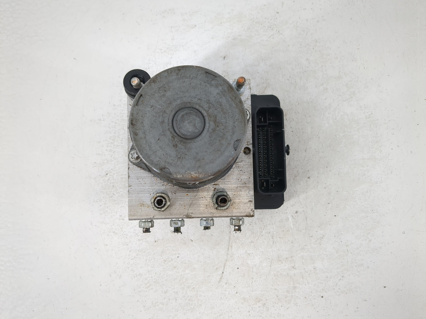 2018-2020 Toyota Camry ABS Pump Control Module Replacement P/N:44540-06290 Fits Fits 2018 2019 2020 OEM Used Auto Parts - Oe