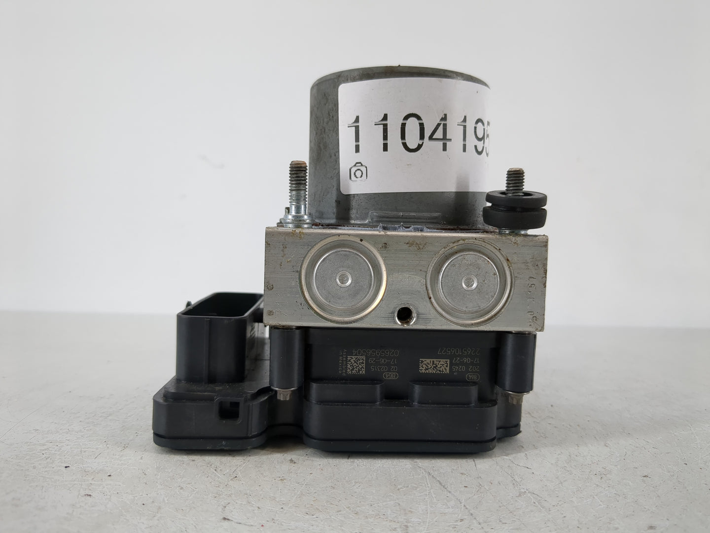 2018-2020 Toyota Camry ABS Pump Control Module Replacement P/N:44540-06290 Fits Fits 2018 2019 2020 OEM Used Auto Parts - Oe