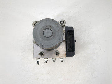 2018-2019 Toyota Camry ABS Pump Control Module Replacement P/N:44540-33660 Fits Fits 2018 2019 OEM Used Auto Parts