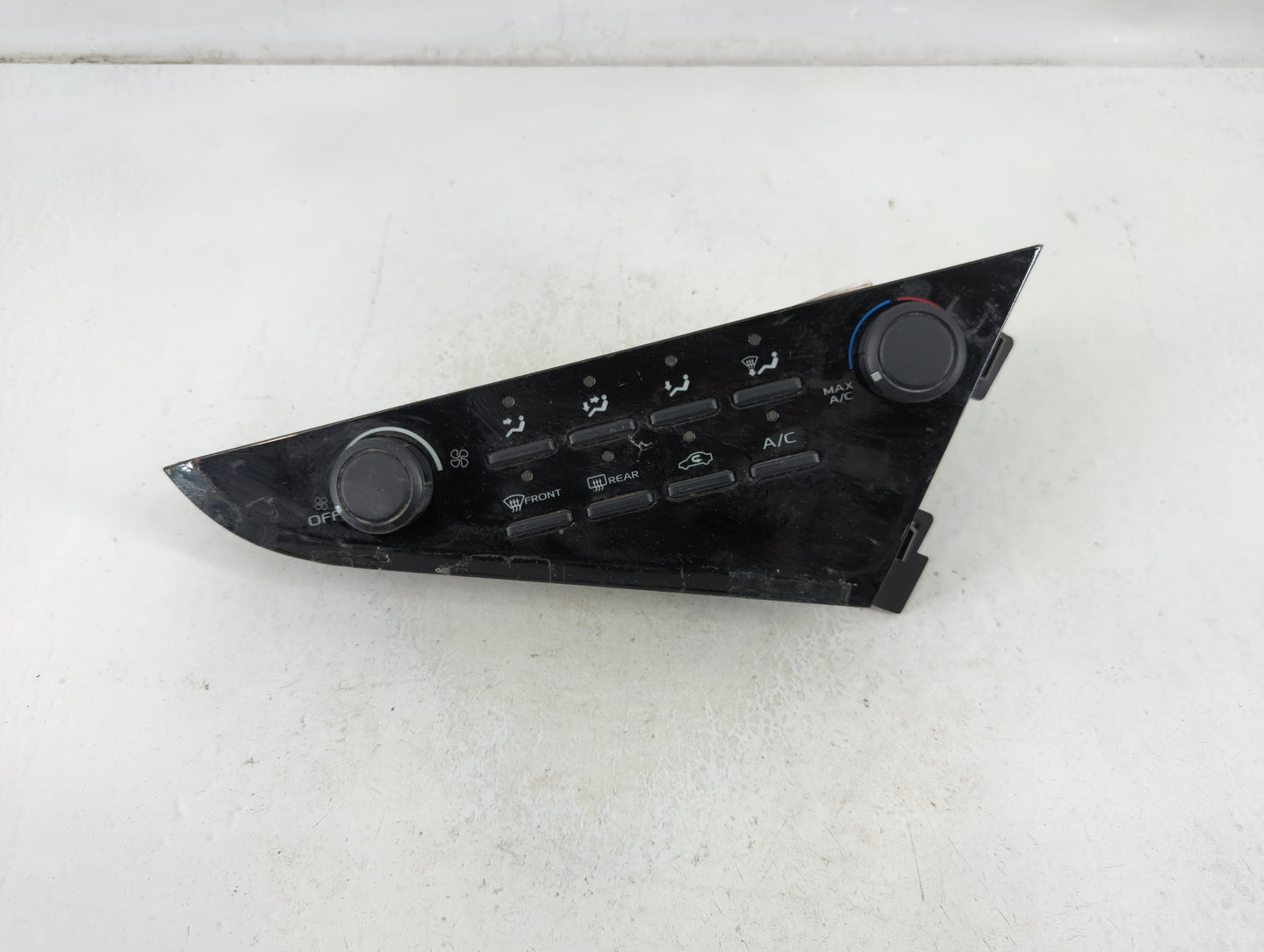 2018-2022 Toyota Camry Climate Control Module Temperature AC/Heater Replacement P/N:55900-06470 Fits Fits 2018 2019 2020 202