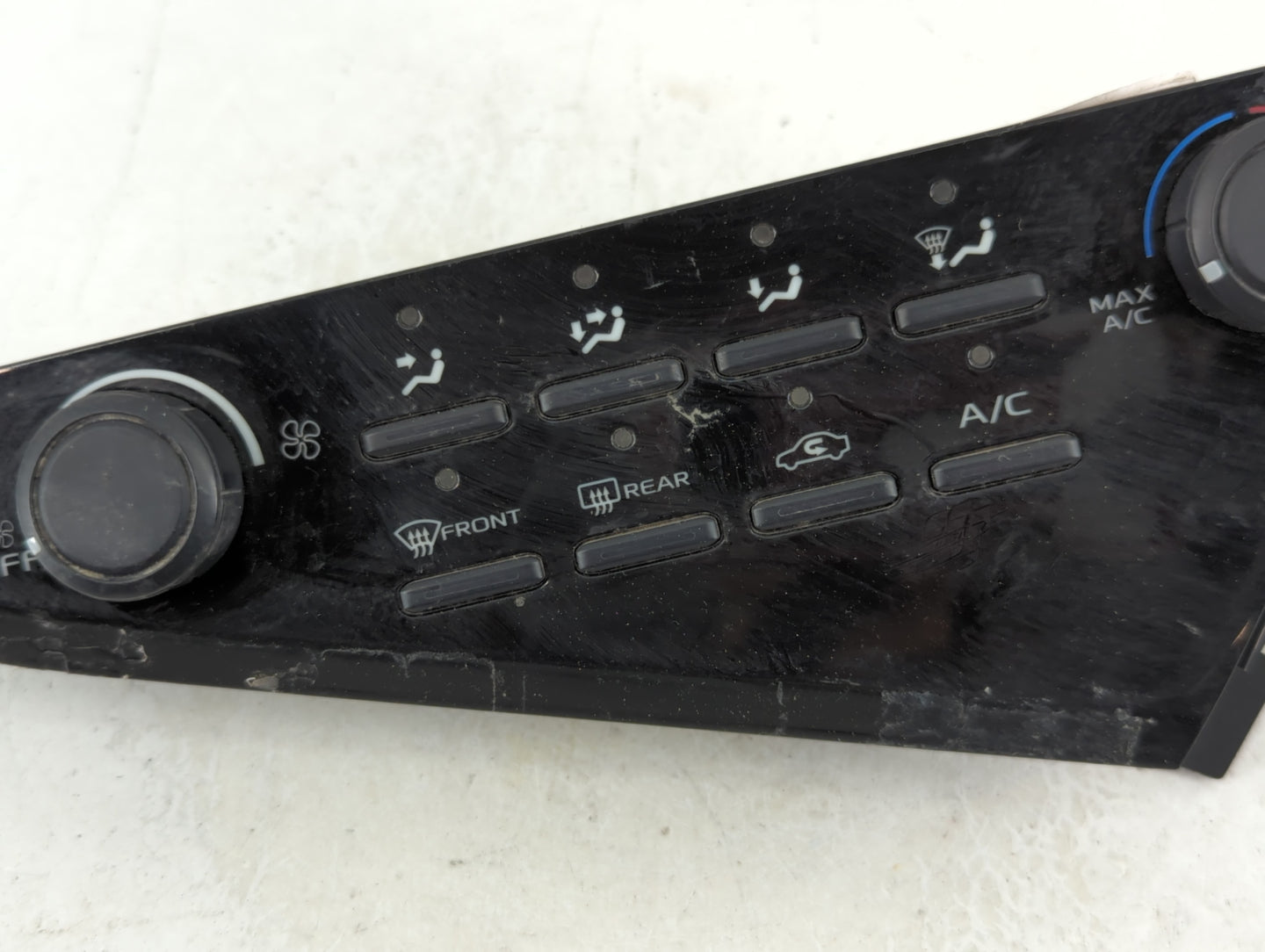 2018-2022 Toyota Camry Climate Control Module Temperature AC/Heater Replacement P/N:55900-06470 Fits Fits 2018 2019 2020 202