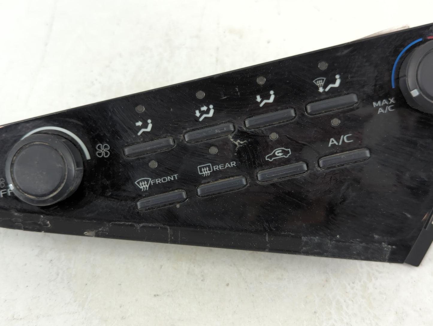 2018-2022 Toyota Camry Climate Control Module Temperature AC/Heater Replacement P/N:55900-06470 Fits Fits 2018 2019 2020 202