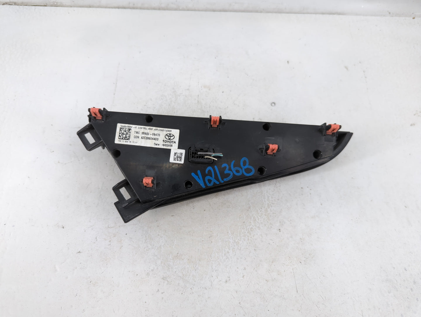 2018-2022 Toyota Camry Climate Control Module Temperature AC/Heater Replacement P/N:55900-06470 Fits Fits 2018 2019 2020 202