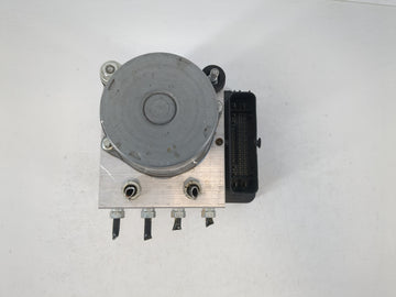 2018-2020 Toyota Camry ABS Pump Control Module Replacement P/N:4454006270 Fits Fits 2018 2019 2020 OEM Used Auto Parts