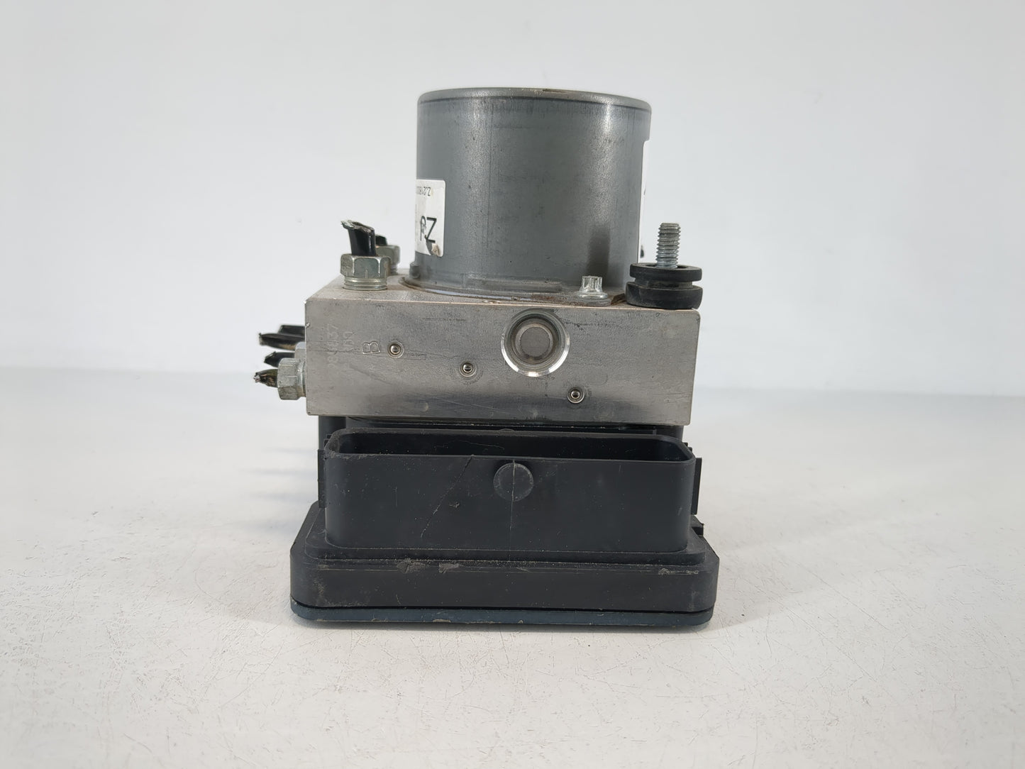 2018-2020 Toyota Camry ABS Pump Control Module Replacement P/N:4454006270 Fits Fits 2018 2019 2020 OEM Used Auto Parts - Oem