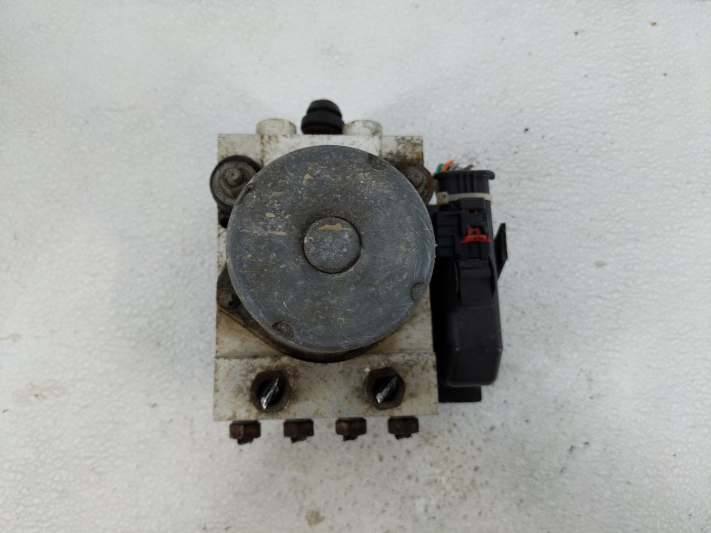2018 Toyota Camry ABS Pump Control Module Replacement P/N:44540-06271 Fits OEM Used Auto Parts - Oemusedautoparts1.com