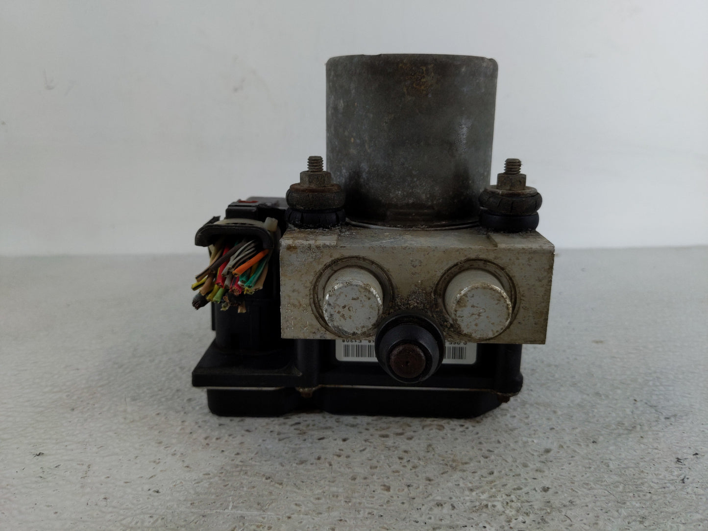 2018 Toyota Camry ABS Pump Control Module Replacement P/N:44540-06271 Fits OEM Used Auto Parts - Oemusedautoparts1.com