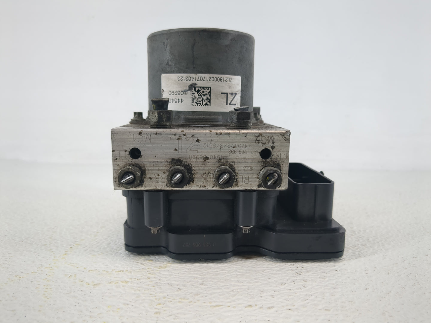 2018-2020 Toyota Camry ABS Pump Control Module Replacement P/N:44540 06290 Fits Fits 2018 2019 2020 OEM Used Auto Parts - Oe