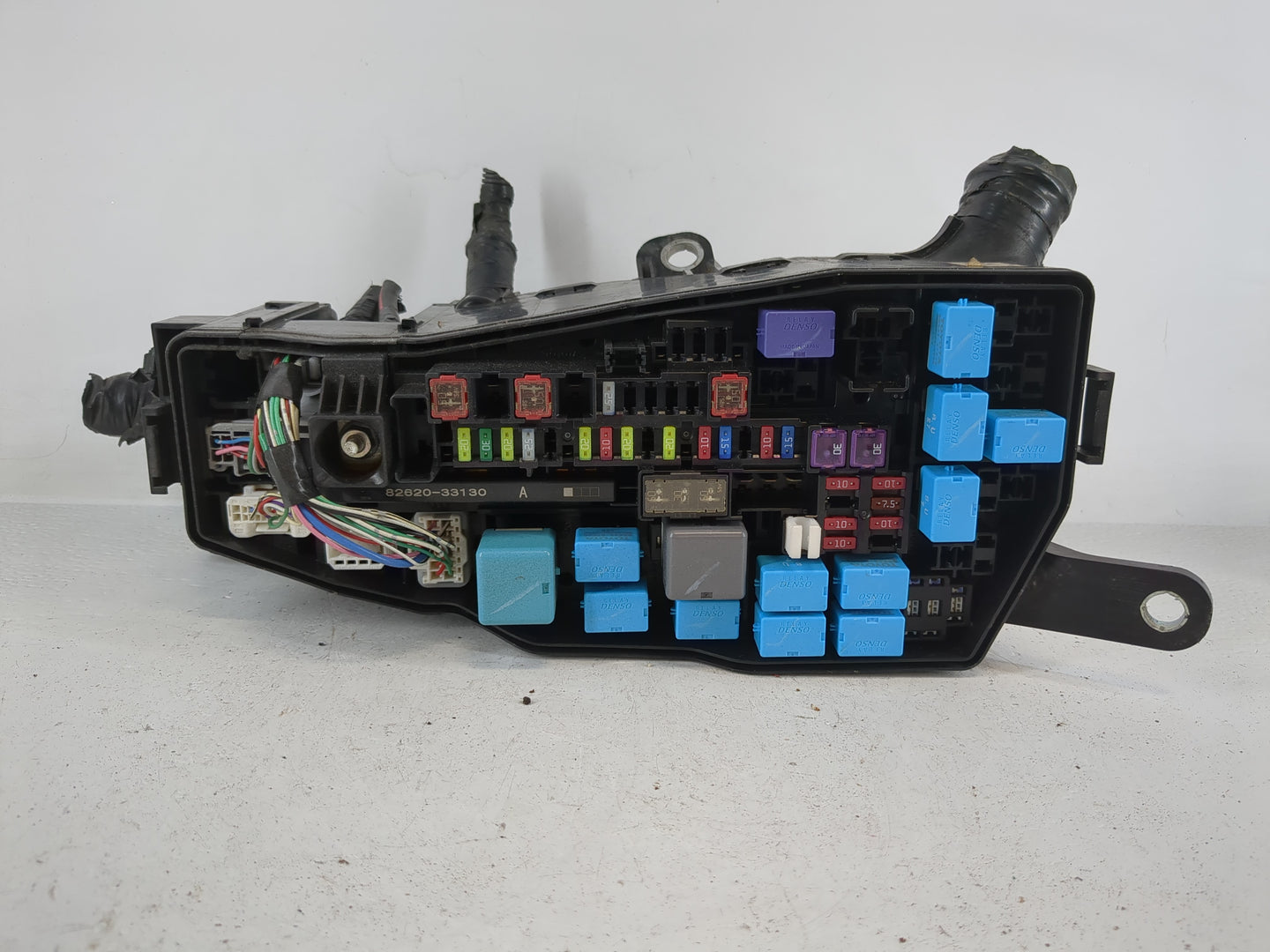 2018-2022 Toyota Camry Fusebox Fuse Box Panel Relay Module P/N:82662-06730 82620-33130 Fits Fits 2018 2019 2020 2021 2022 OE