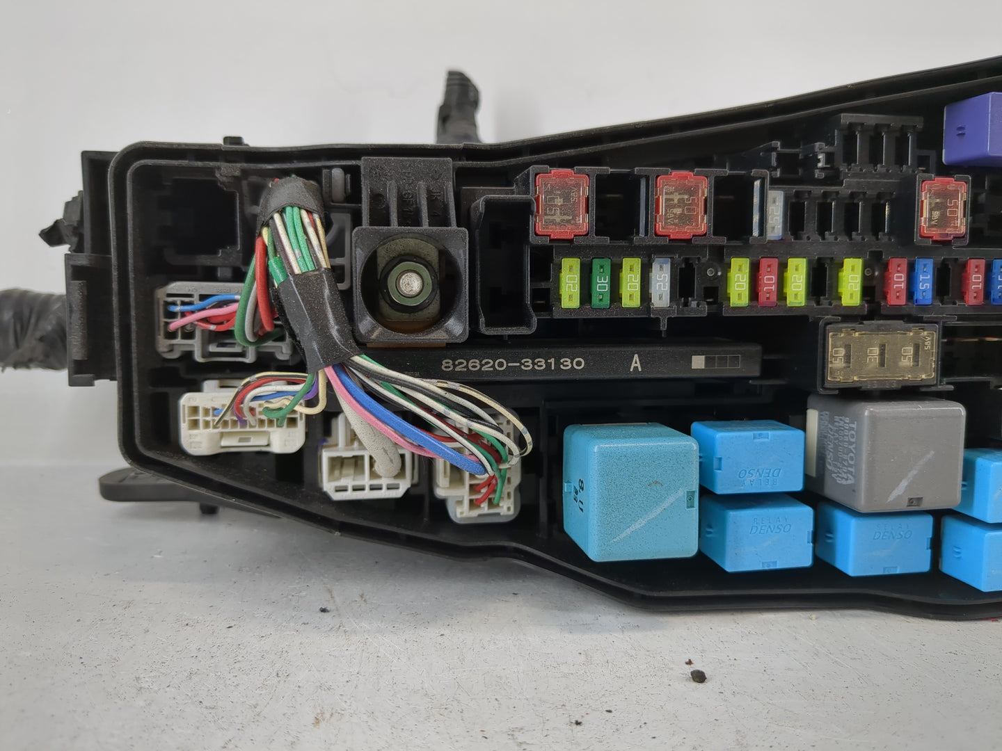 2018-2022 Toyota Camry Fusebox Fuse Box Panel Relay Module P/N:82662-06730 82620-33130 Fits Fits 2018 2019 2020 2021 2022 OE