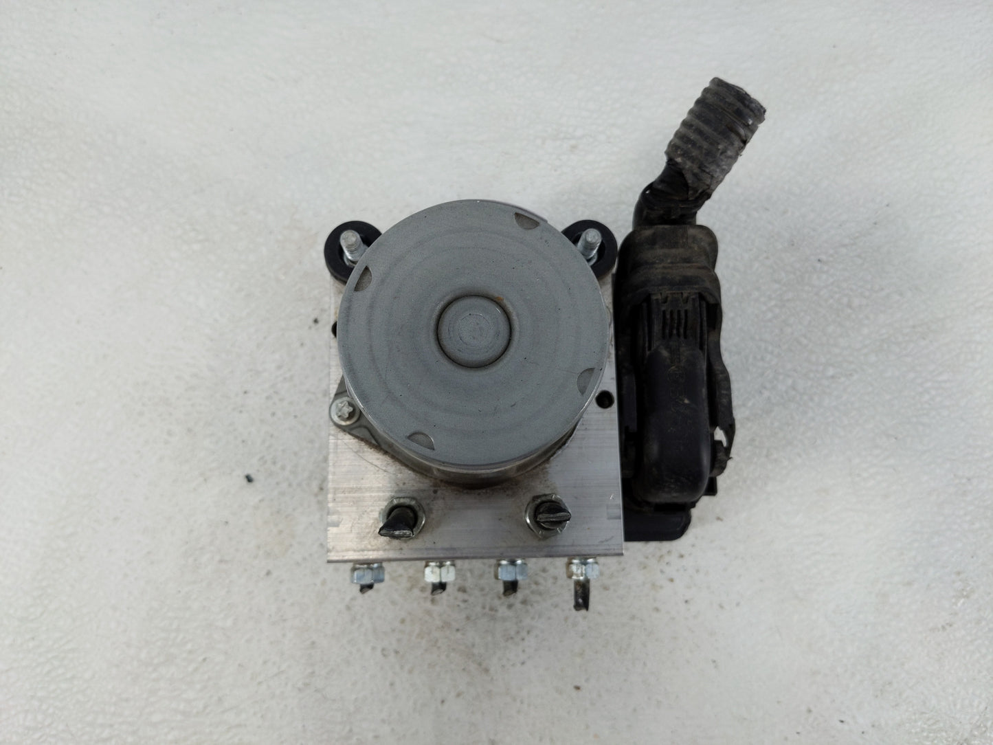 2018-2020 Toyota Camry ABS Pump Control Module Replacement P/N:44540-06290 Fits Fits 2018 2019 2020 OEM Used Auto Parts - Oe