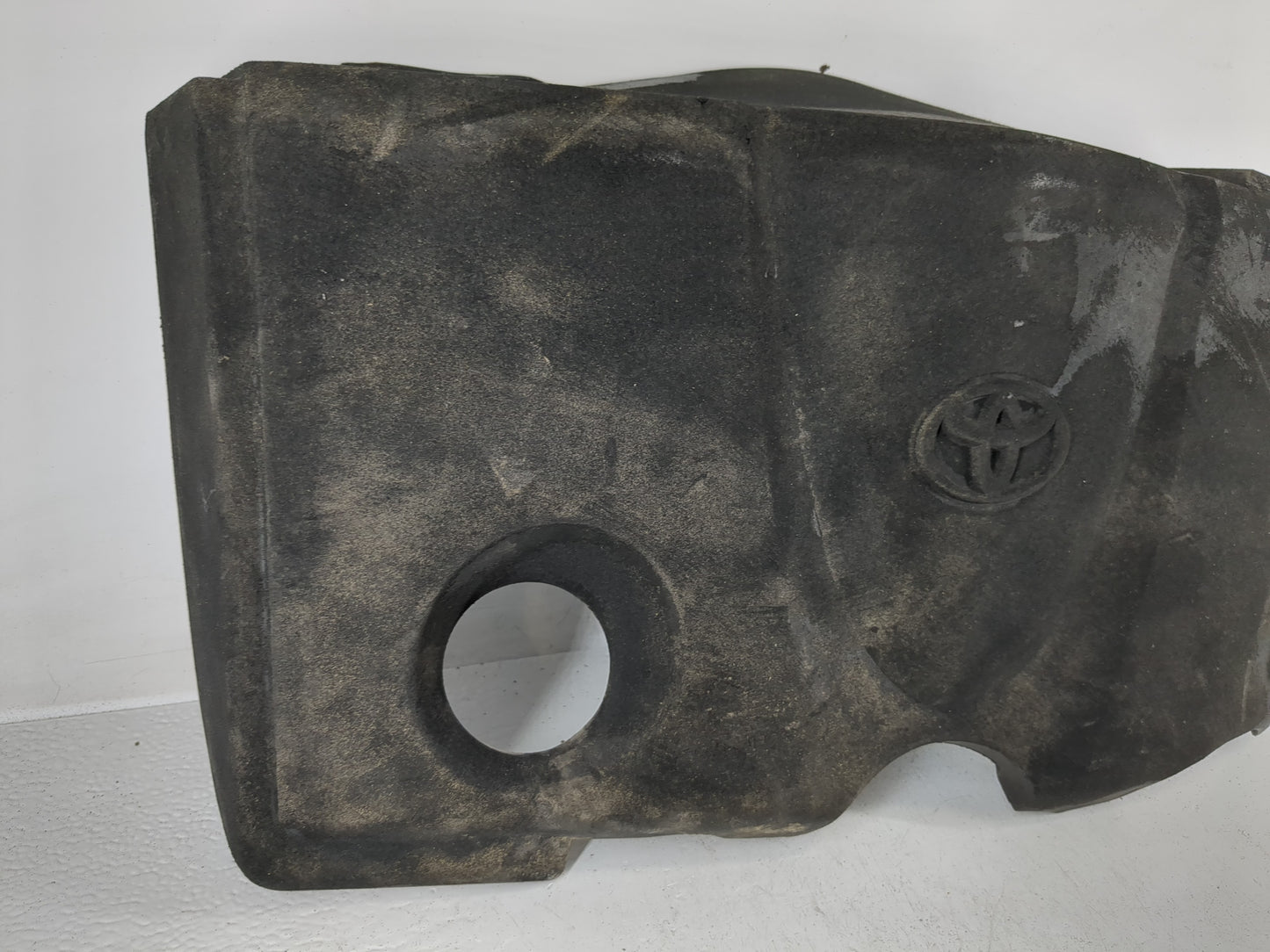 2018 Toyota Camry Engine Cover - Oemusedautoparts1.com