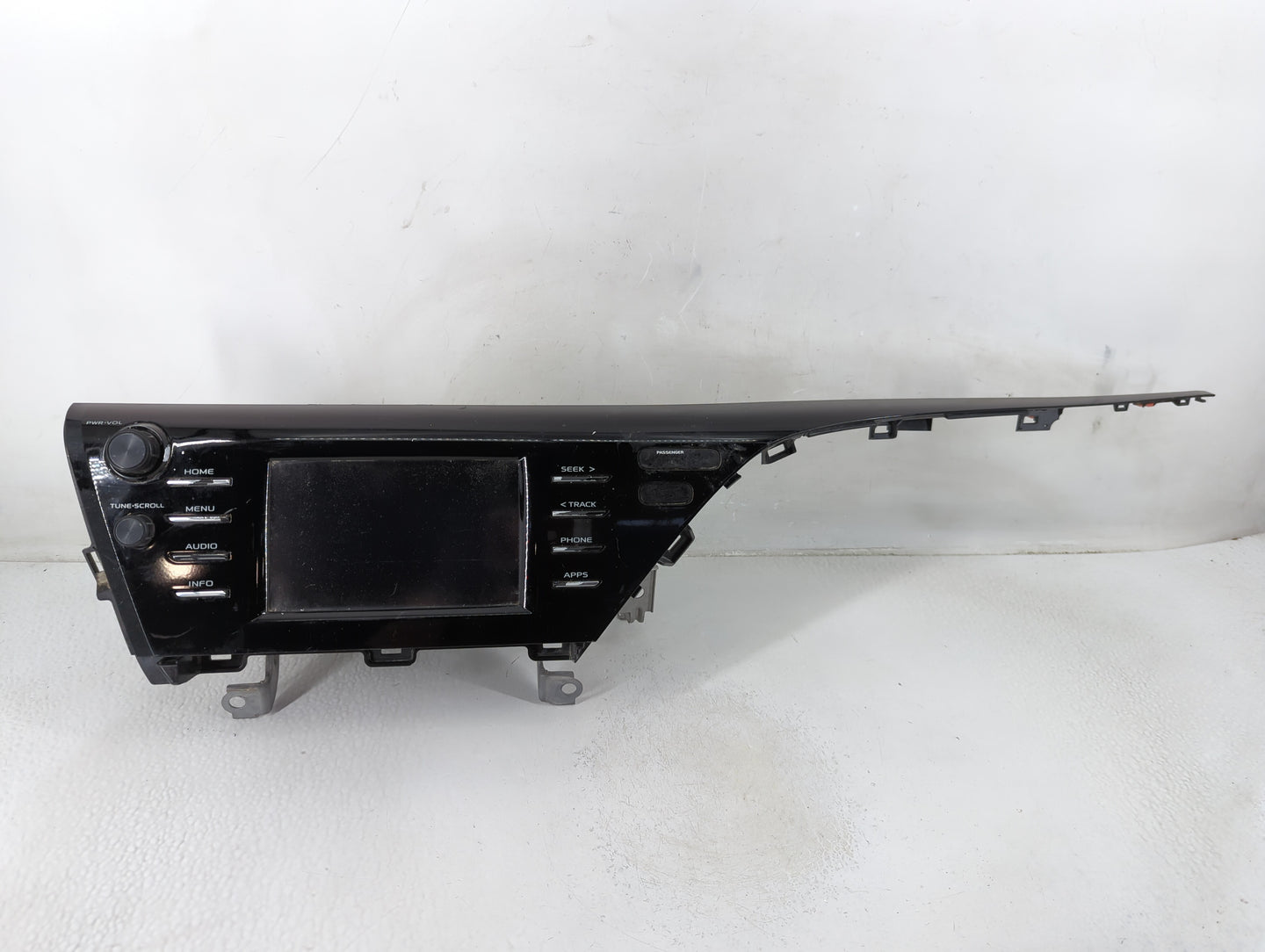 2018 Toyota Camry Radio AM FM Cd Player Receiver Replacement P/N:86140-06440 Fits OEM Used Auto Parts - Oemusedautoparts1.co