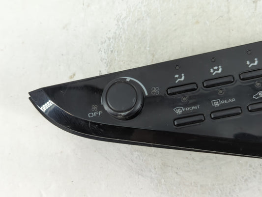 2018-2019 Toyota Camry Climate Control Module Temperature AC/Heater Replacement P/N:55900-33L00-B Fits Fits 2018 2019 OEM Used Auto Parts