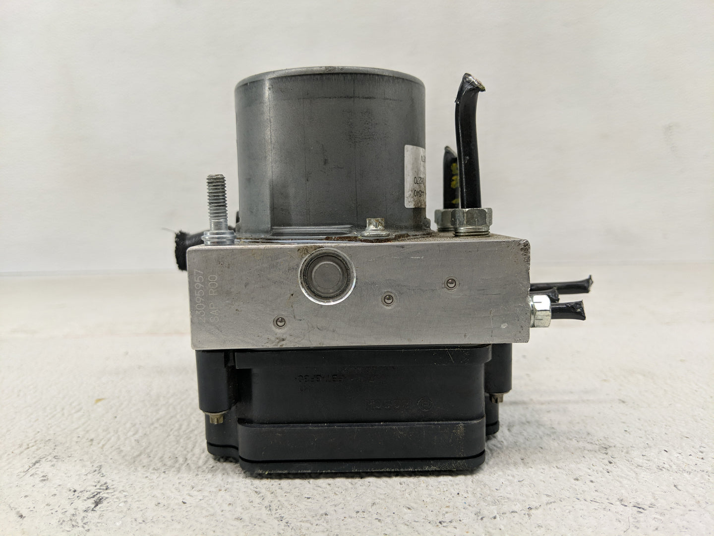2018-2019 Toyota Camry ABS Pump Control Module Replacement P/N:44540 06270 Fits Fits 2018 2019 OEM Used Auto Parts - Oemused