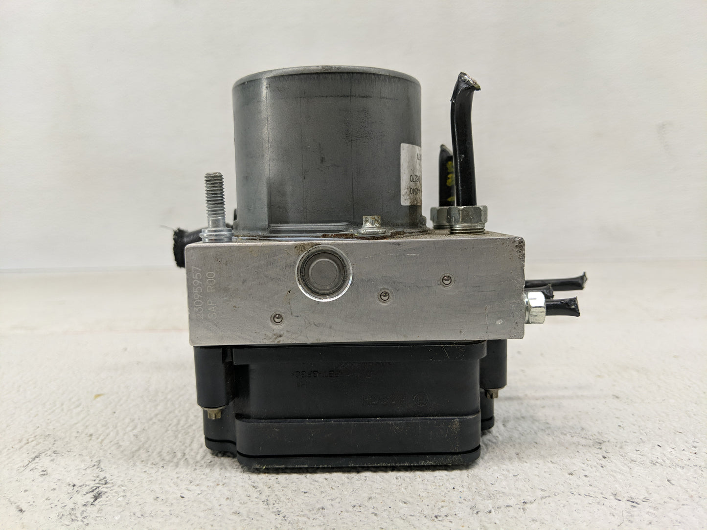 2018-2019 Toyota Camry ABS Pump Control Module Replacement P/N:44540 06270 Fits Fits 2018 2019 OEM Used Auto Parts - Oemused