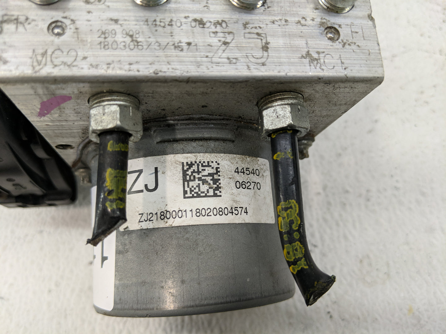 2018-2019 Toyota Camry ABS Pump Control Module Replacement P/N:44540 06270 Fits Fits 2018 2019 OEM Used Auto Parts - Oemused