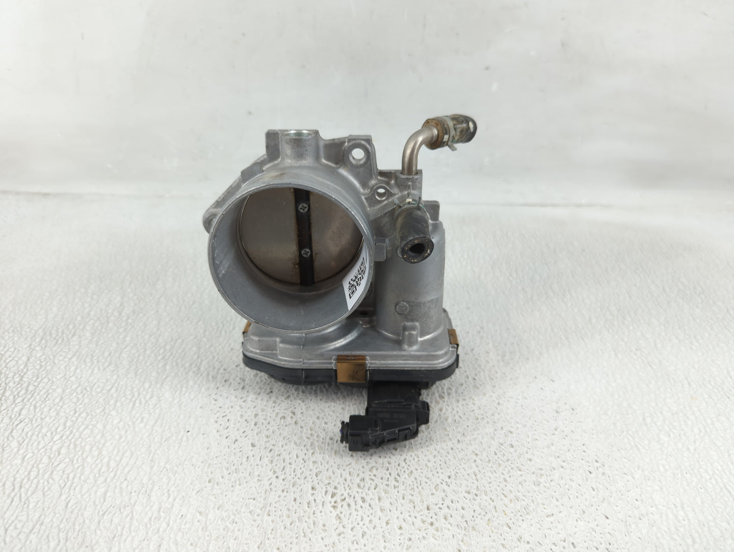 2018-2022 Toyota Camry Throttle Body P/N:22030-F0010 Fits Fits 2018 2019 2020 2021 2022 OEM Used Auto Parts - Oemusedautopar