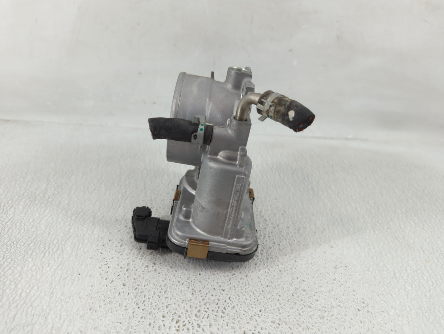 2018-2022 Toyota Camry Throttle Body P/N:22030-F0010 Fits Fits 2018 2019 2020 2021 2022 OEM Used Auto Parts - Oemusedautopar