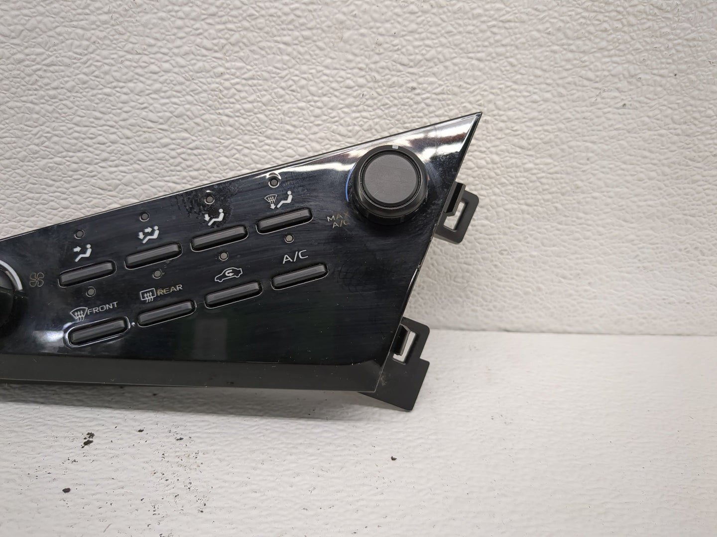 2018-2022 Toyota Camry Climate Control Module Temperature AC/Heater Replacement P/N:55900-06470 Fits Fits 2018 2019 2020 202