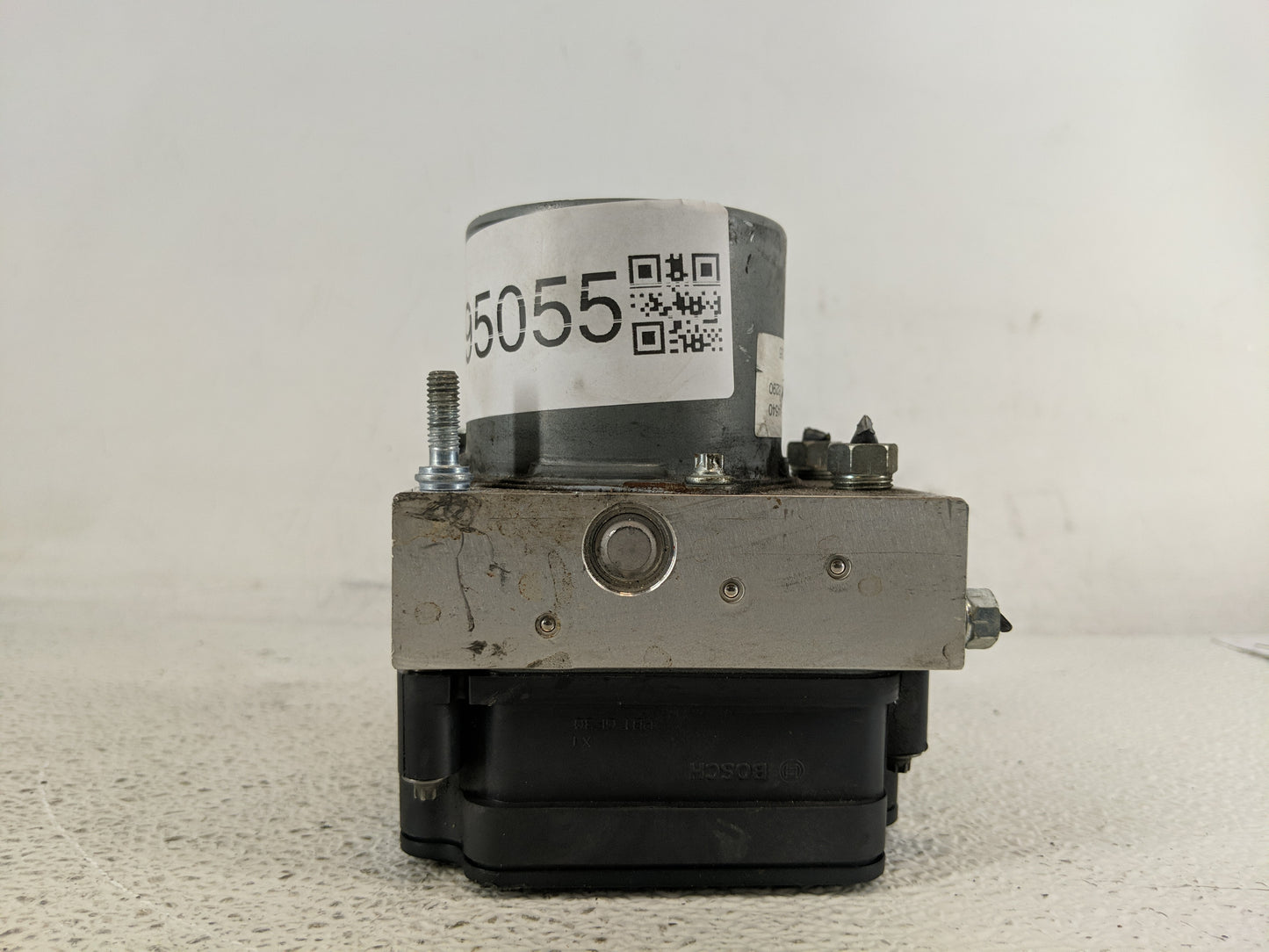 2018-2020 Toyota Camry ABS Pump Control Module Replacement P/N:44540-06290 Fits Fits 2018 2019 2020 OEM Used Auto Parts - Oe
