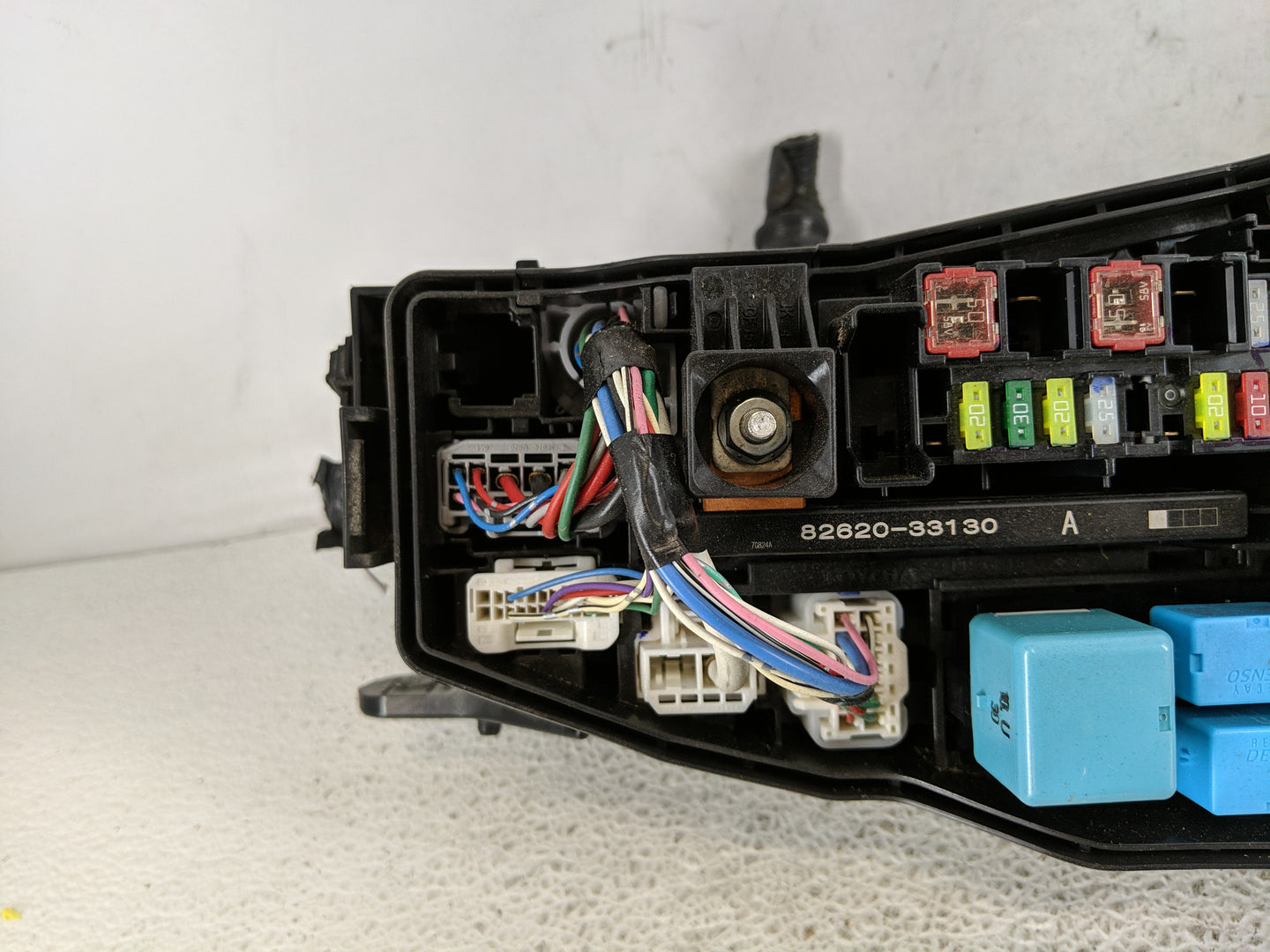 2018-2022 Toyota Camry Fusebox Fuse Box Panel Relay Module P/N:82620-33130 Fits Fits 2018 2019 2020 2021 2022 OEM Used Auto 
