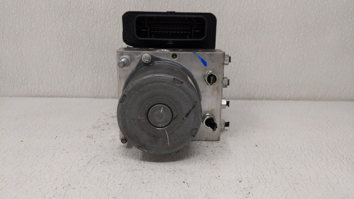 2018-2020 Toyota Camry Anti-Lock Brake ABS Pump Module Actuator OEM P/N:44540 06290 Fits Fits 2018 2019 2020 OEM Used Auto P
