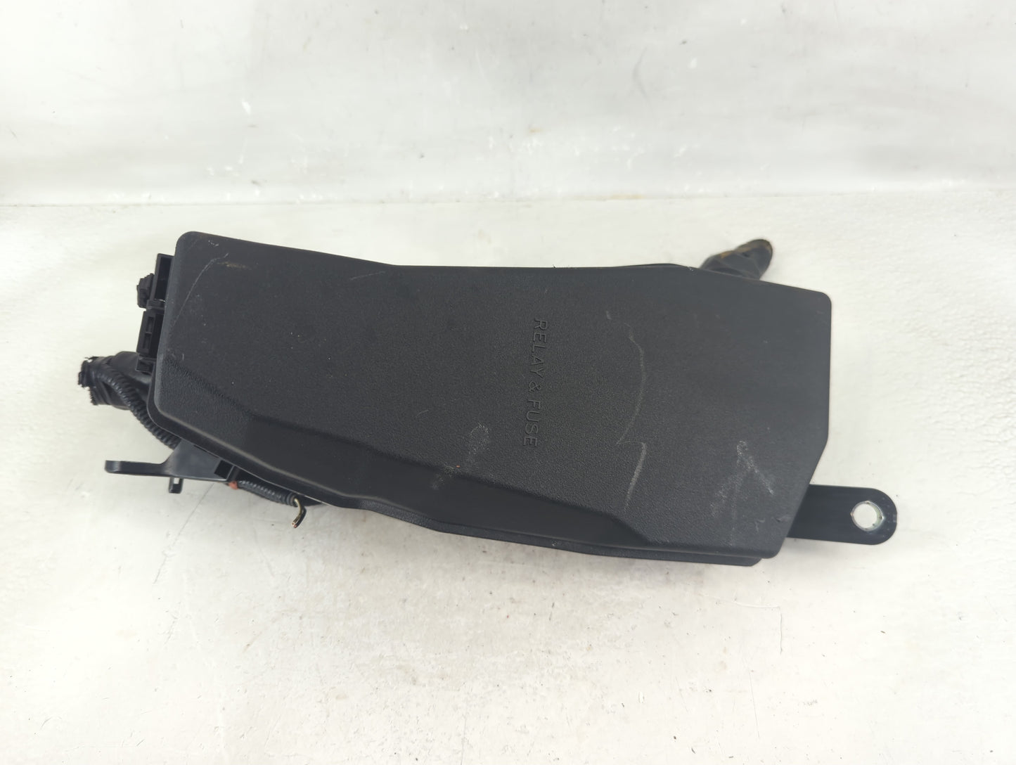 2018-2022 Toyota Camry Fusebox Fuse Box Panel Relay Module P/N:82620-33130 Fits Fits 2018 2019 2020 2021 2022 OEM Used Auto 