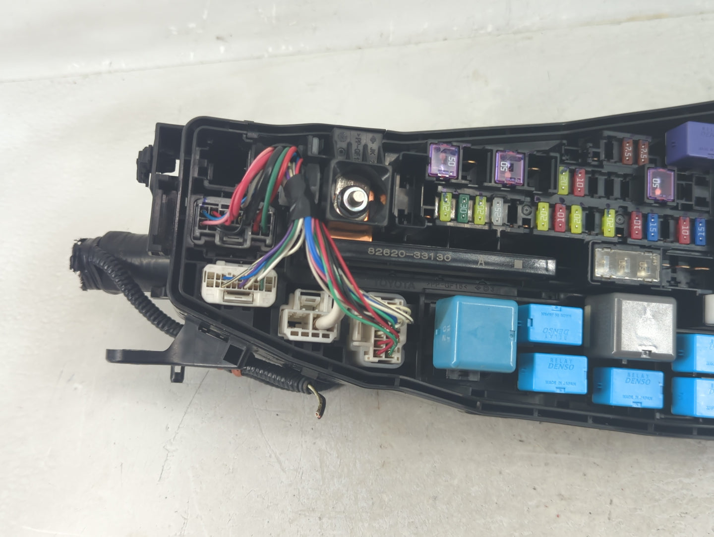 2018-2022 Toyota Camry Fusebox Fuse Box Panel Relay Module P/N:82620-33130 Fits Fits 2018 2019 2020 2021 2022 OEM Used Auto 