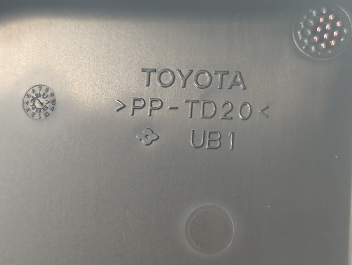 2018-2022 Toyota Camry Fusebox Fuse Box Panel Relay Module P/N:82620-33130 Fits Fits 2018 2019 2020 2021 2022 OEM Used Auto 