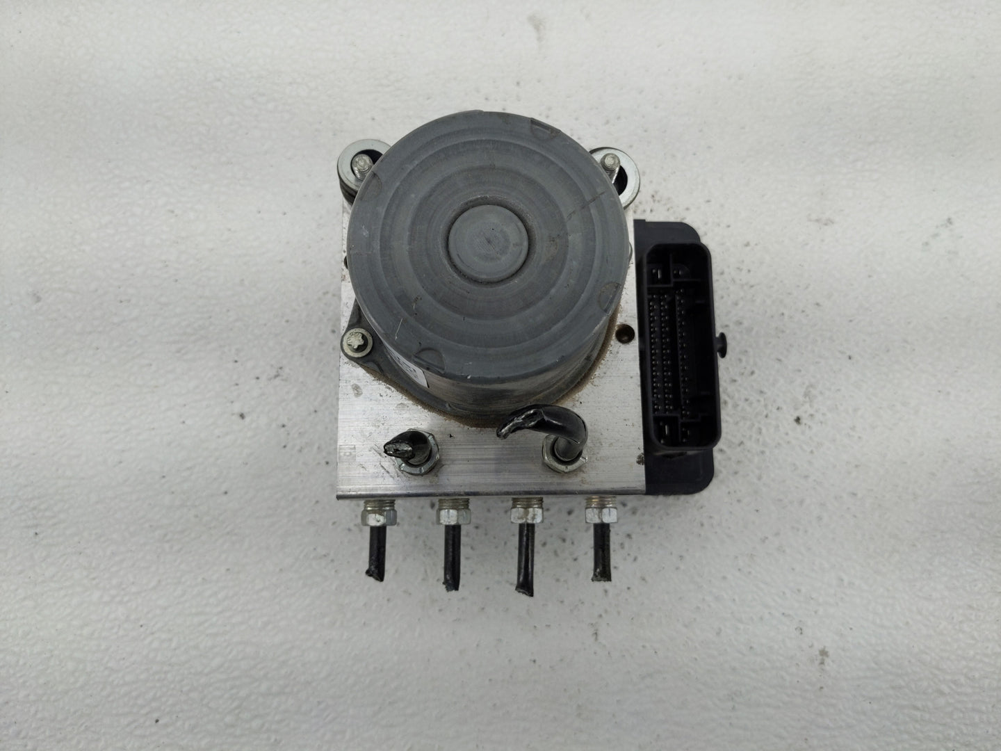 2018-2019 Toyota Camry ABS Pump Control Module Replacement P/N:44540 06270 Fits Fits 2018 2019 OEM Used Auto Parts - Oemused