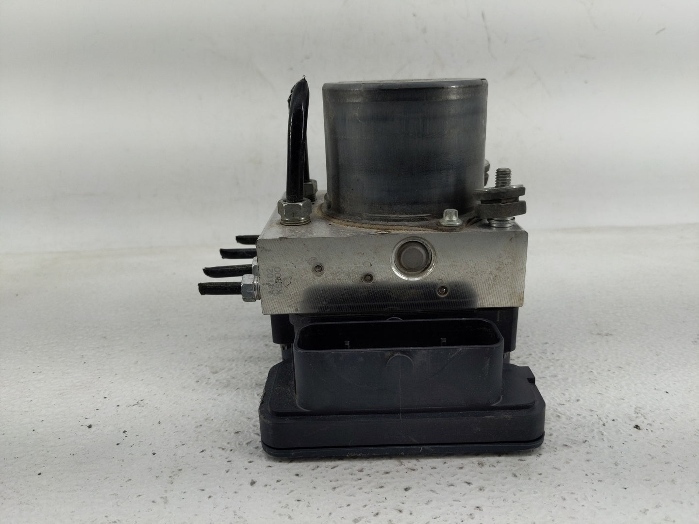 2018-2019 Toyota Camry ABS Pump Control Module Replacement P/N:44540 06270 Fits Fits 2018 2019 OEM Used Auto Parts - Oemused