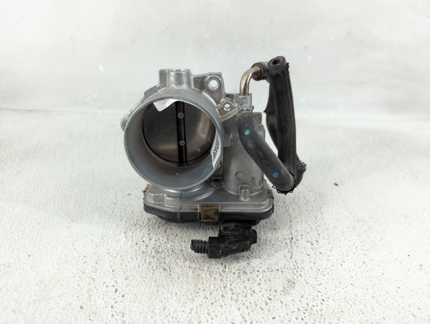 2018-2022 Toyota Camry Throttle Body P/N:22030-F0010 Fits Fits 2018 2019 2020 2021 2022 OEM Used Auto Parts - Oemusedautopar