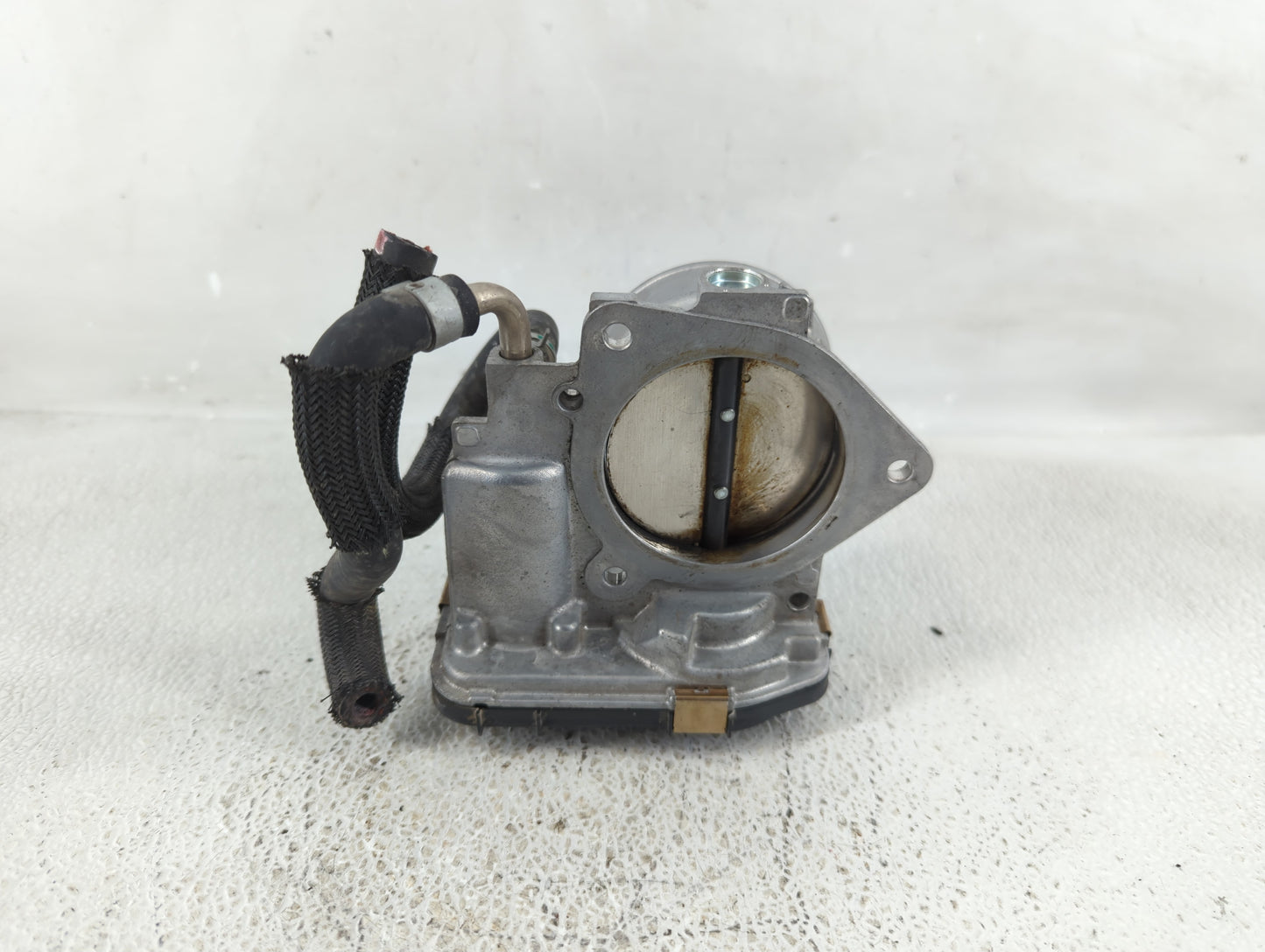 2018-2022 Toyota Camry Throttle Body P/N:22030-F0010 Fits Fits 2018 2019 2020 2021 2022 OEM Used Auto Parts - Oemusedautopar