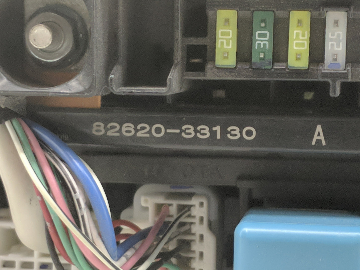 2018-2022 Toyota Camry Fusebox Fuse Box Panel Relay Module P/N:82662-06731 82620-33130 Fits Fits 2018 2019 2020 2021 2022 OE