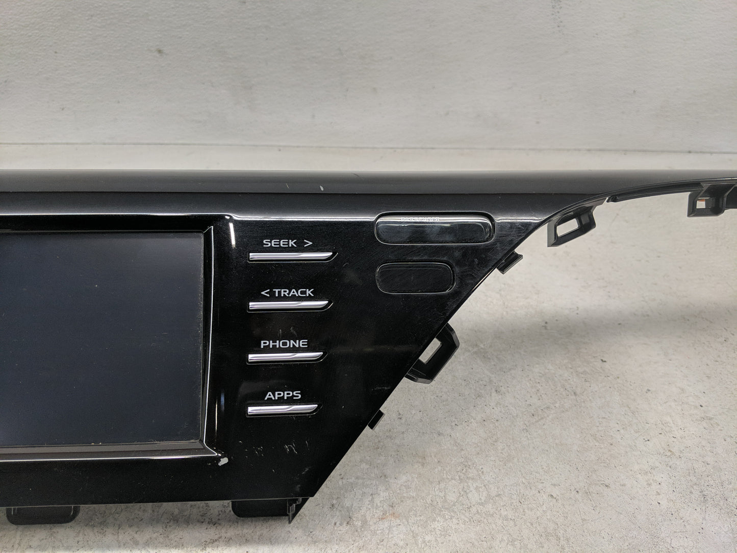 2018 Toyota Camry Radio AM FM Cd Player Receiver Replacement Fits OEM Used Auto Parts - Oemusedautoparts1.com