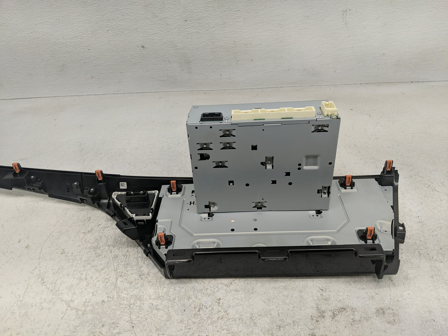 2018 Toyota Camry Radio AM FM Cd Player Receiver Replacement Fits OEM Used Auto Parts - Oemusedautoparts1.com
