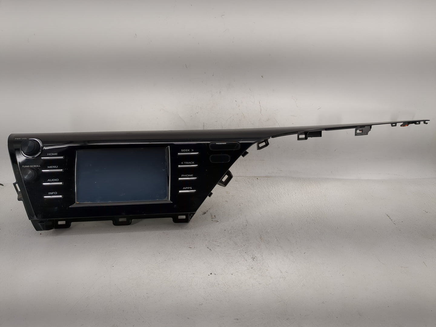 2018 Toyota Camry Radio AM FM Cd Player Receiver Replacement P/N:86140-06440 Fits OEM Used Auto Parts - Oemusedautoparts1.co