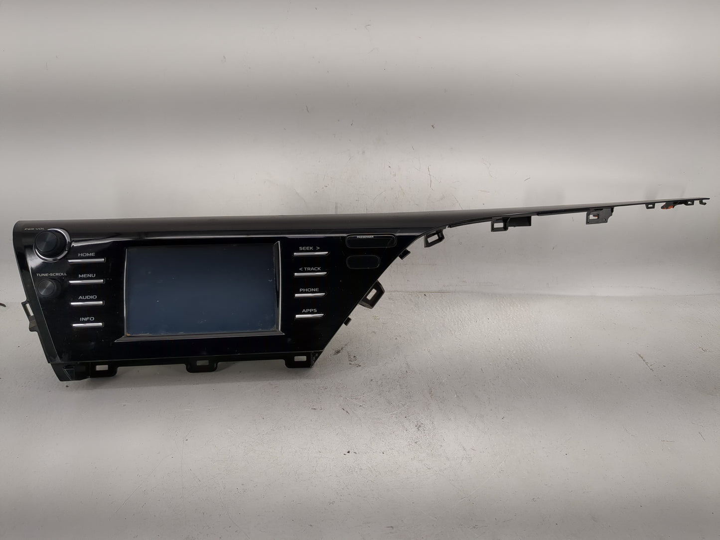 2018 Toyota Camry Radio AM FM Cd Player Receiver Replacement P/N:86140-06440 Fits OEM Used Auto Parts - Oemusedautoparts1.co
