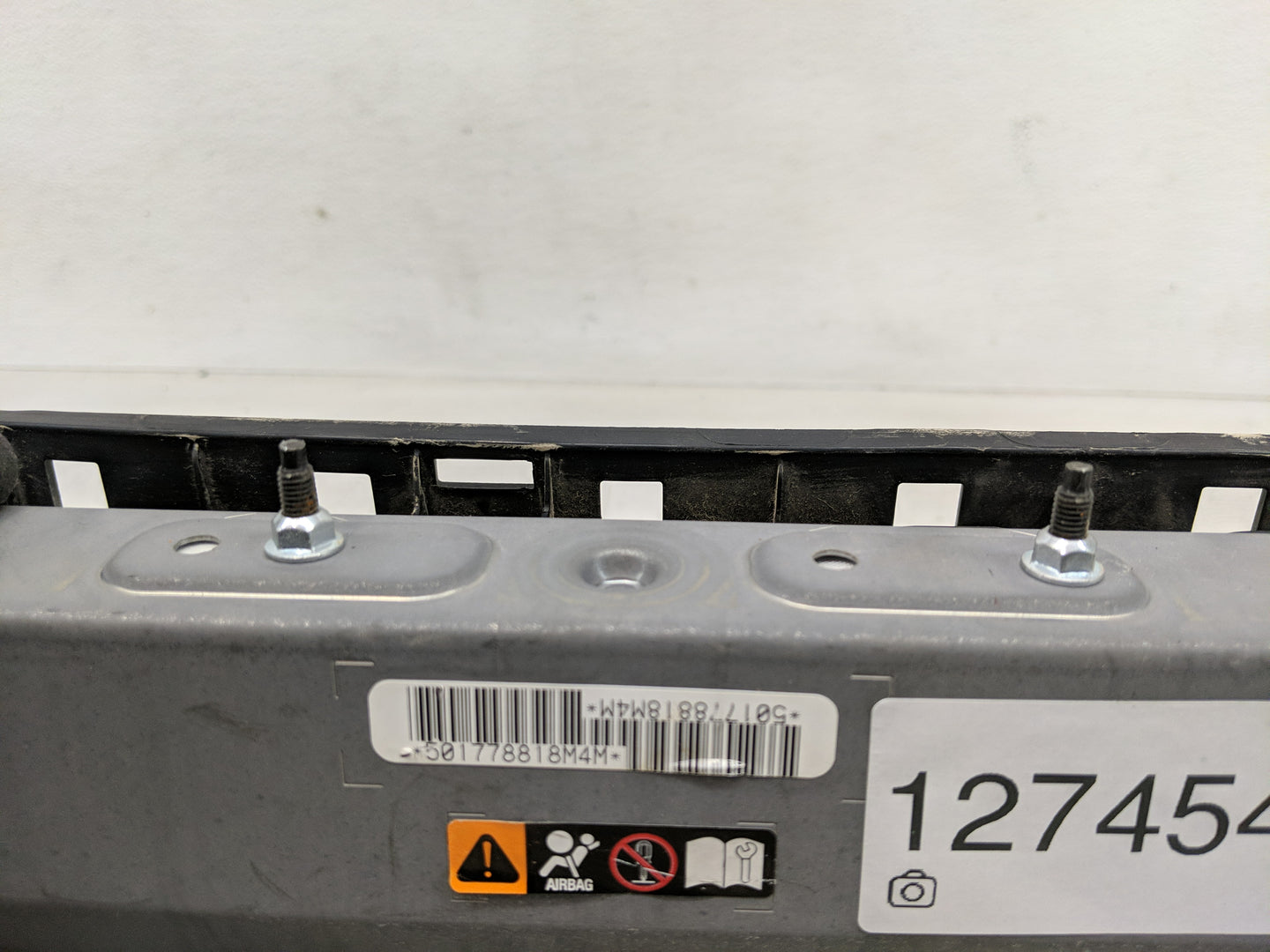 2018-2019 Toyota Camry Air Bag Passenger Right Dashboard OEM Fits Fits 2018 2019 OEM Used Auto Parts - Oemusedautoparts1.com