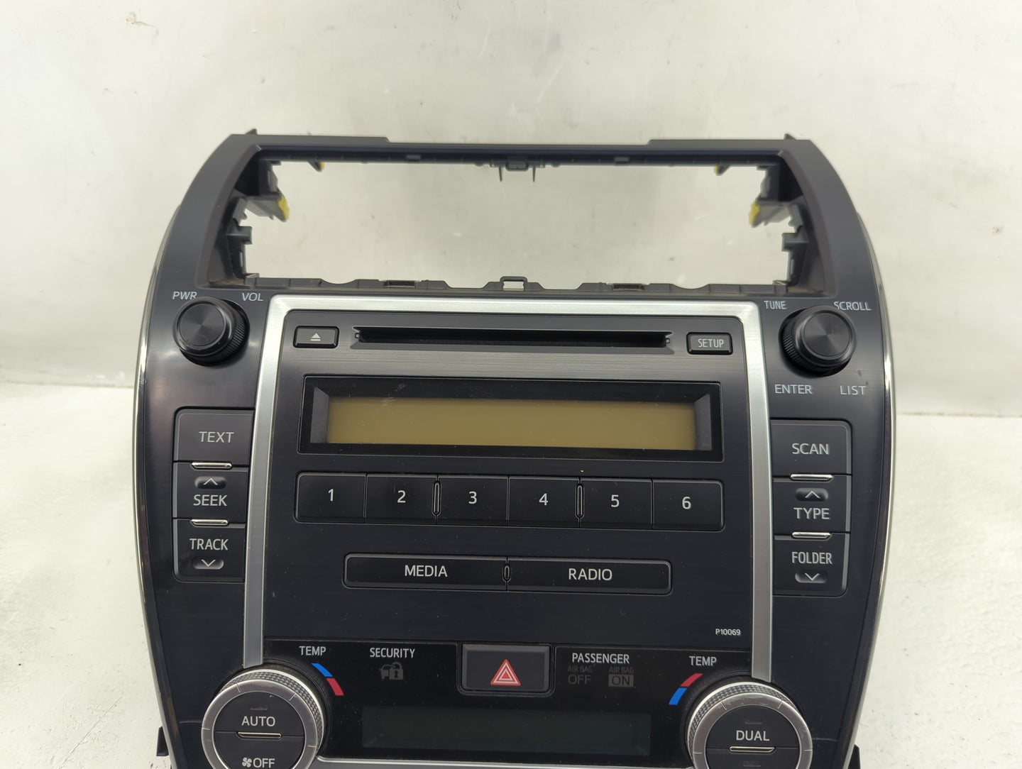 2012-2013 Toyota Camry Radio Control Panel - Oemusedautoparts1.com