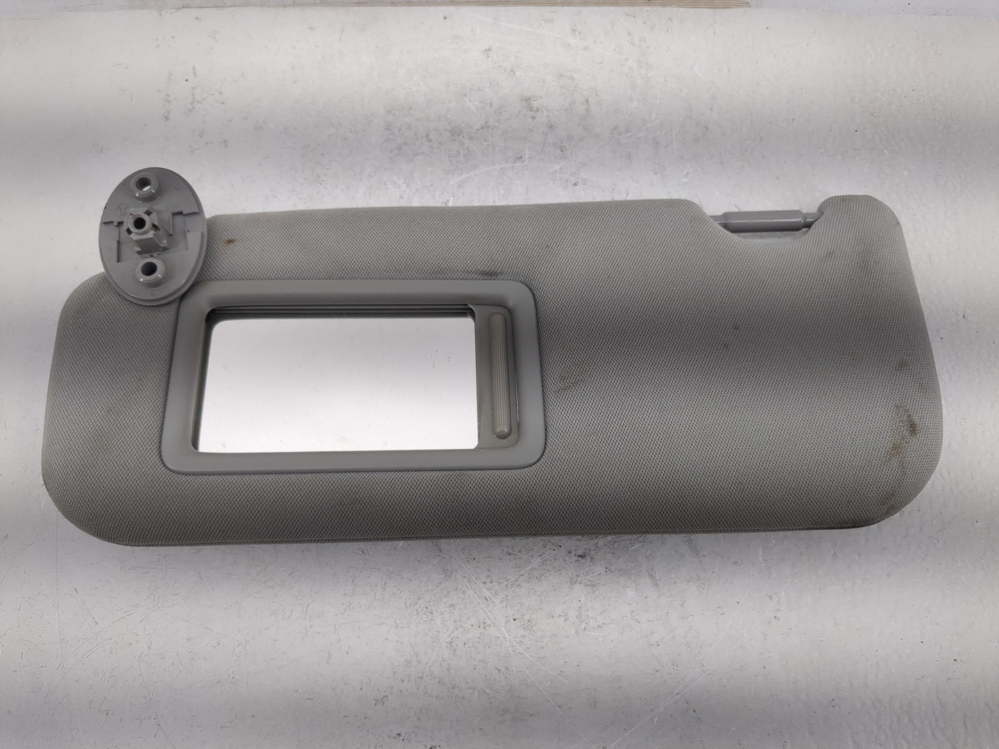 2018-2022 Toyota Camry Sun Visor Shade Replacement Passenger Right Mirror Fits Fits 2018 2019 2020 2021 2022 OEM Used Auto P