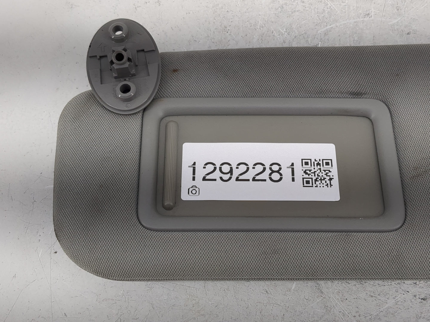 2018-2022 Toyota Camry Sun Visor Shade Replacement Passenger Right Mirror Fits Fits 2018 2019 2020 2021 2022 OEM Used Auto P