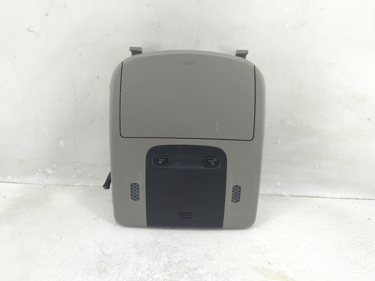 2018 Toyota Camry Overhead Roof Console - Oemusedautoparts1.com