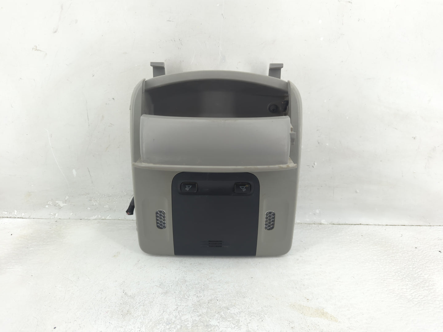2018 Toyota Camry Overhead Roof Console - Oemusedautoparts1.com